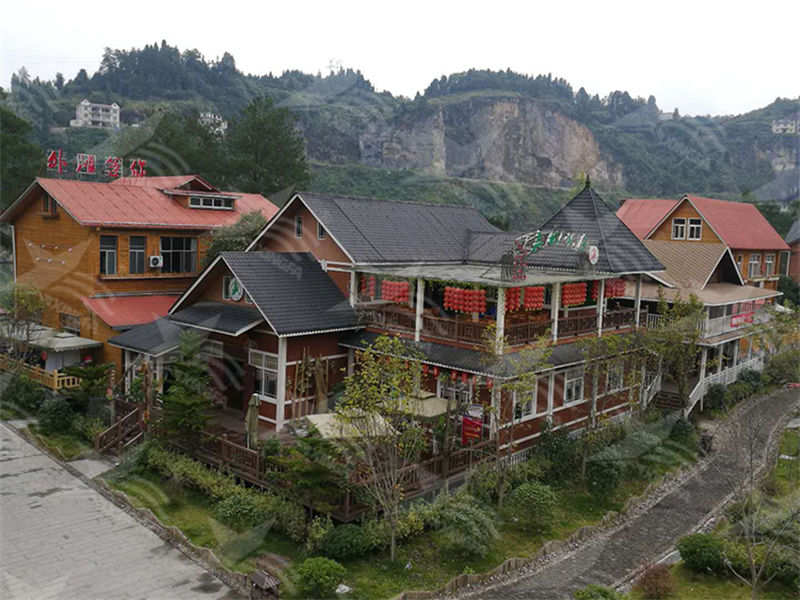 选择贵阳合成树脂瓦，为南方屋顶雨季防水护航